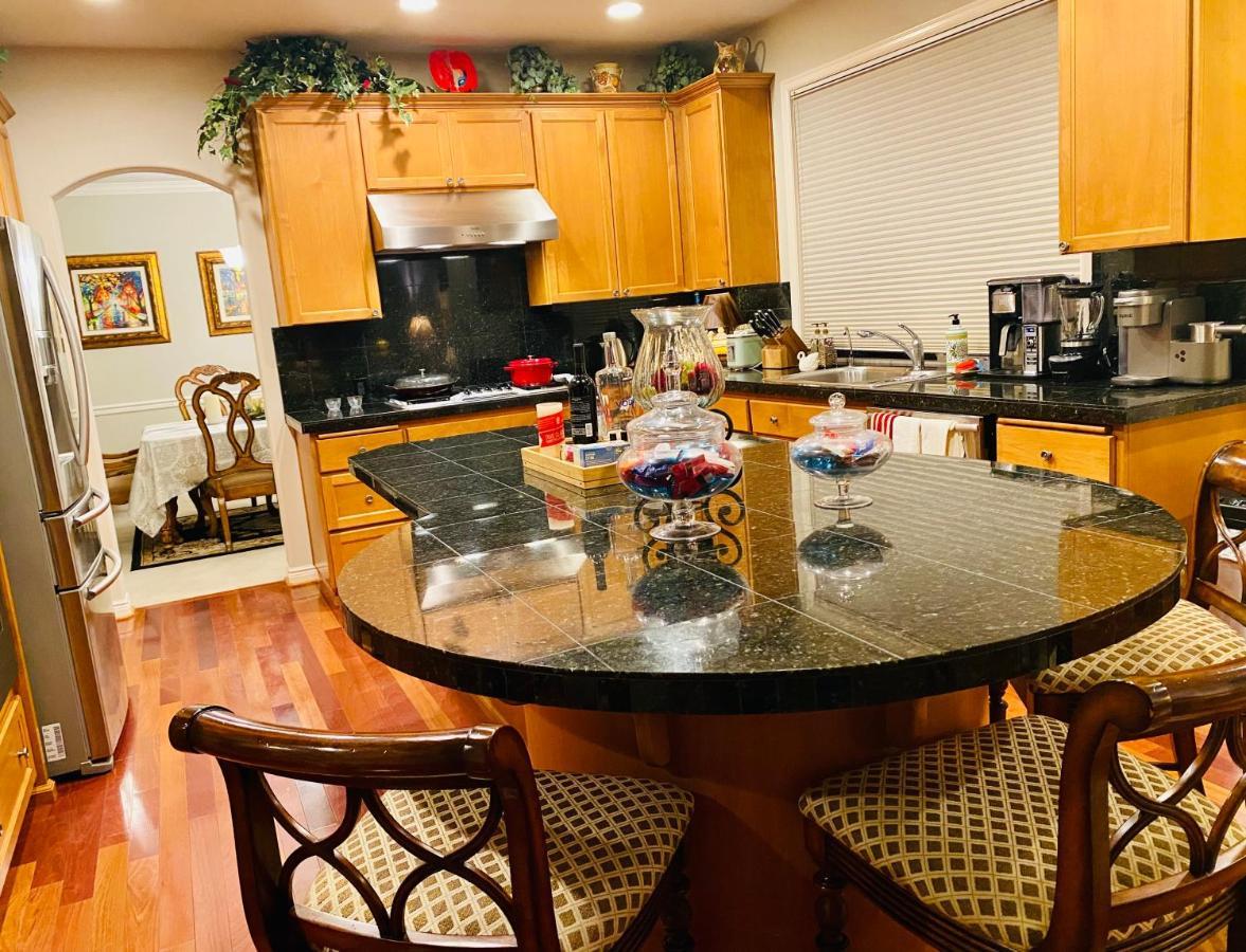 דירות Sammamish Lucy'S Elegant & Cozy House מראה חיצוני תמונה